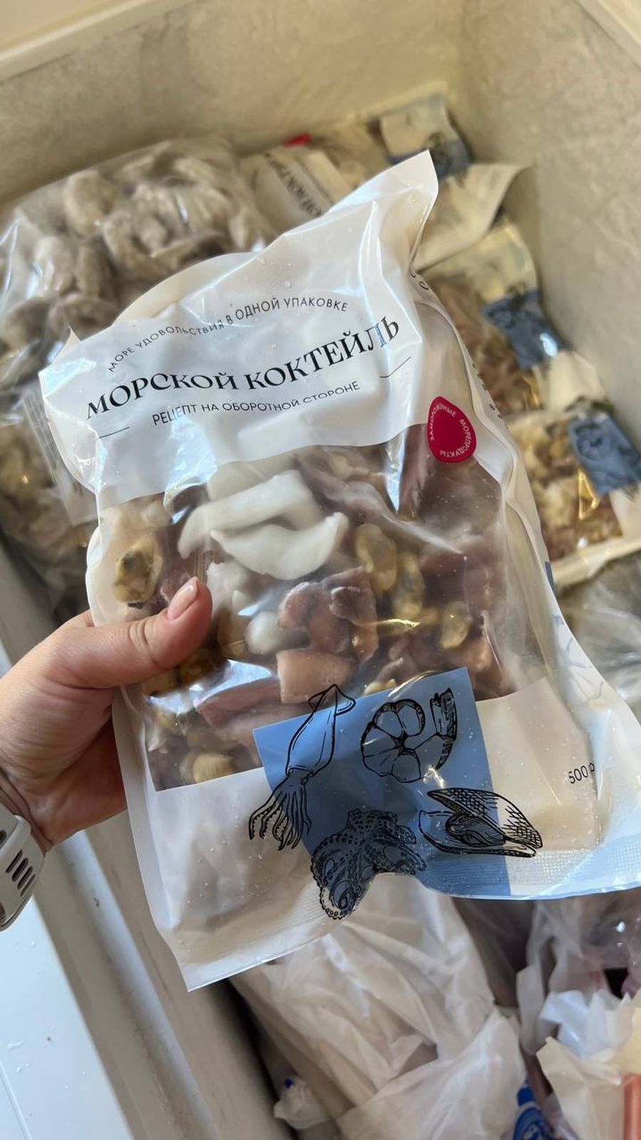 Морской коктейль из морепродуктов